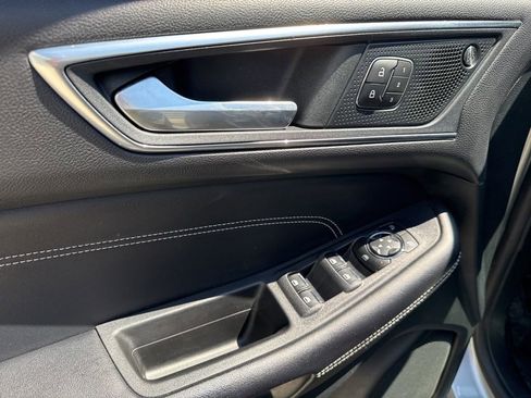 Used 2022 Ford Edge Titanium AWD/4WD image 65