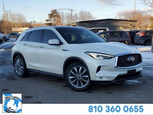 Used 2020 INFINITI QX50 Essential image 1
