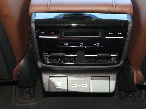 Used 2023 Acura MDX FWD w/ Technology Package image 13