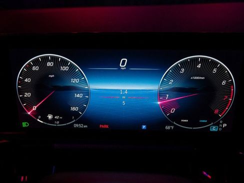 Certified 2025 Mercedes-Benz GLA 250 250 SUV image 31