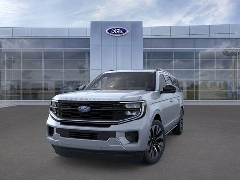 New 2026 Ford Expedition Max Platinum w/ Driver's Package image 2