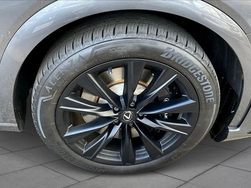 Used 2023 Lexus RX 500h F Sport image 10