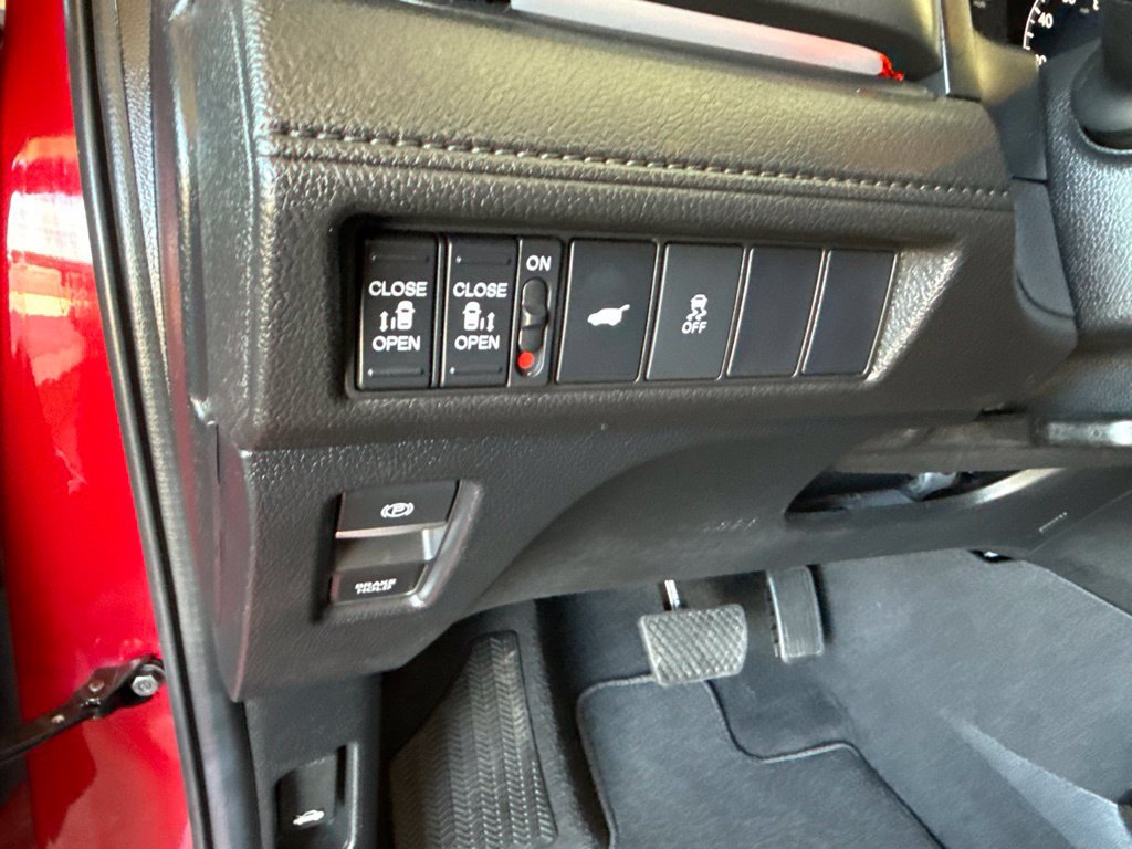Certified 2025 Honda Odyssey Sport-L image 31
