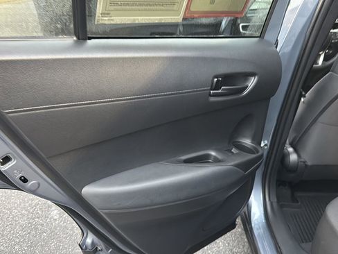 Certified 2022 Toyota Corolla Cross LE image 15