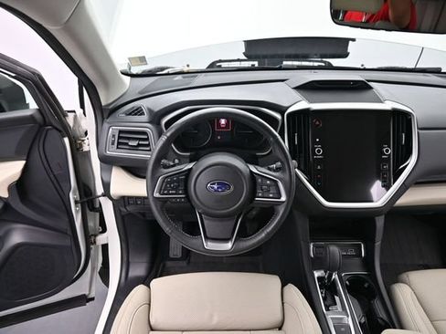 Used 2023 Subaru Ascent Limited AWD/4WD image 23
