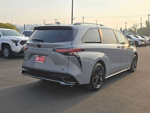 Certified 2026 Toyota Sienna XSE AWD/4WD image 3