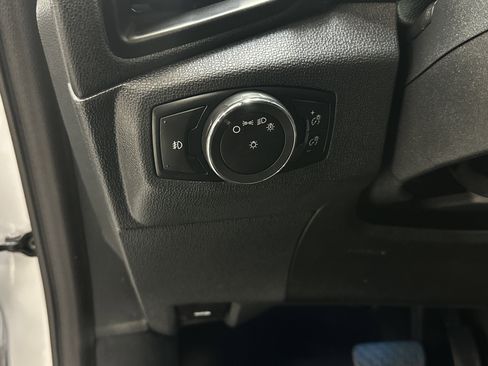 Used 2021 Ford EcoSport SES image 22