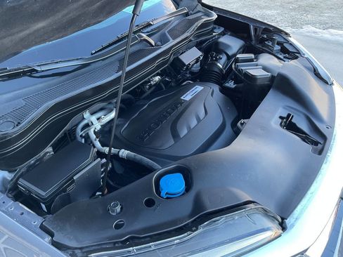 Used 2020 Honda Pilot Touring image 58