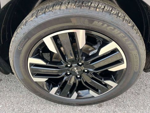 Used 2024 Kia Telluride SX w/ Towing Package AWD/4WD image 38