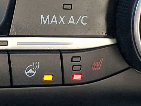 Used 2020 Ford Escape Titanium image 26