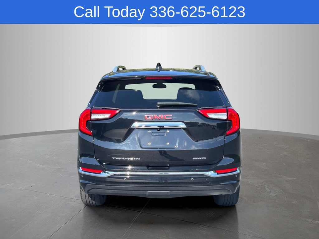 Used 2023 GMC Terrain Denali w/ LPO, 'HIT The Road' Package AWD/4WD image 4