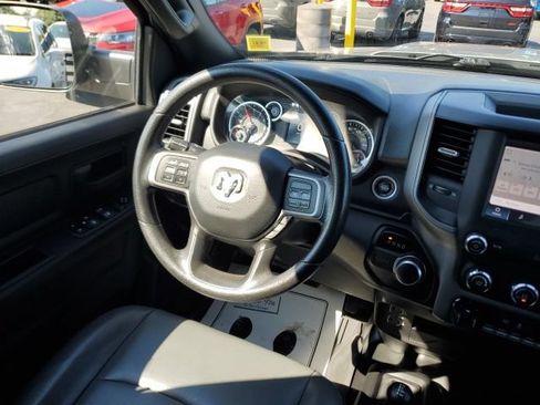 Used 2022 RAM 2500 Tradesman w/ Chrome Appearance Group AWD/4WD image 17