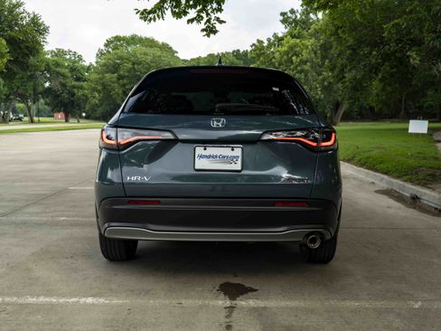 Used 2024 Honda HR-V Sport image 8