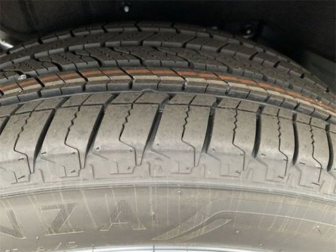 New 2026 Toyota Highlander Limited image 37