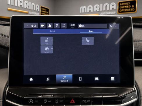 Certified 2024 Jeep Compass Limited AWD/4WD image 8
