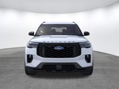 New 2026 Ford Explorer ST-Line w/ ST-Line Street Pack RWD image 6