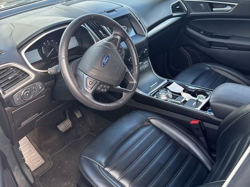 Used 2019 Ford Edge SEL w/ Equipment Group 201A image 5