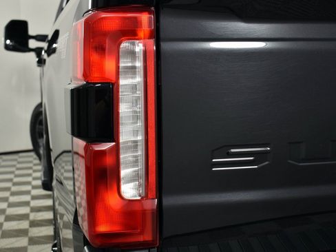 Used 2024 Ford F250 Lariat w/ Lariat Ultimate Package image 29