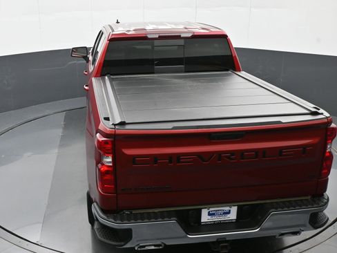 Used 2023 Chevrolet Silverado 1500 LT AWD/4WD image 29