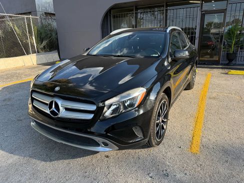 Used 2016 Mercedes-Benz GLA 250 4MATIC image 1