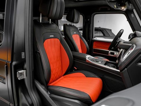 Used 2025 Mercedes-Benz G 63 AMG 4MATIC image 35