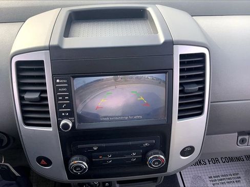 Used 2019 Nissan Frontier SV image 16