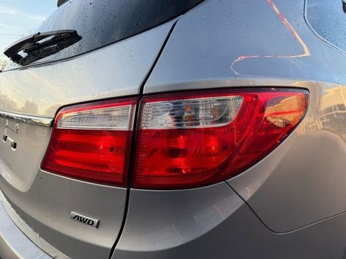 Used 2016 Hyundai Santa Fe SE image 6