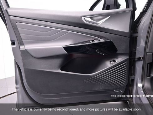 Used 2023 Volkswagen ID.4 Pro S Plus image 12