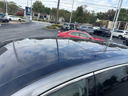 Used 2022 Lincoln Nautilus Reserve image 7