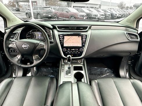 Used 2022 Nissan Murano SL w/ SL Moonroof Package image 3