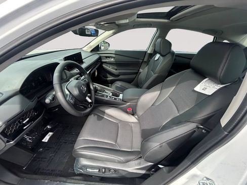New 2026 Honda Accord EX-L image 9