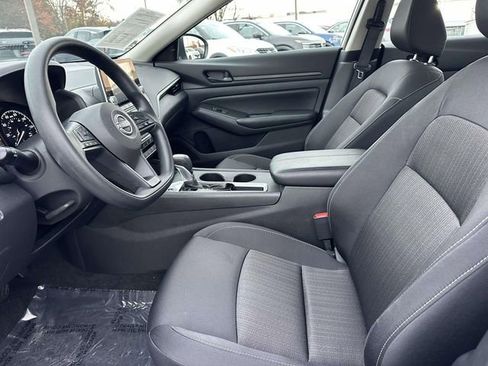 Certified 2025 Nissan Altima 2.5 S image 13