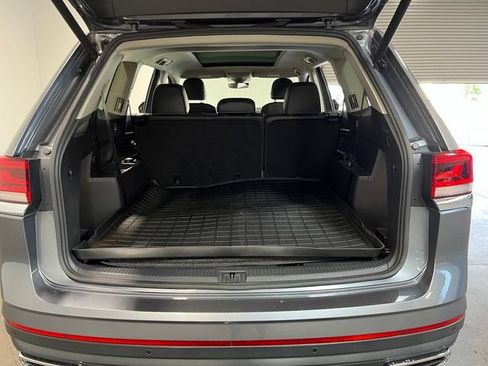 Used 2021 Volkswagen Atlas SEL AWD/4WD image 16