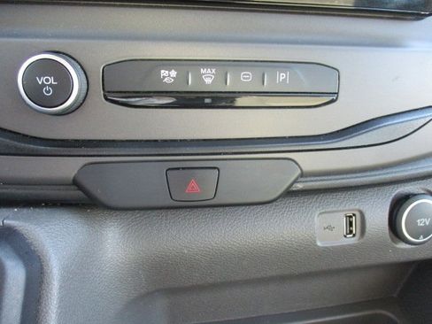 Used 2022 Ford Transit 350 XLT image 16