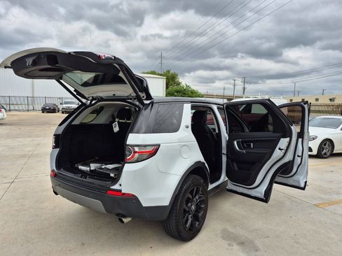 Used 2015 Land Rover Discovery Sport HSE AWD/4WD image 8