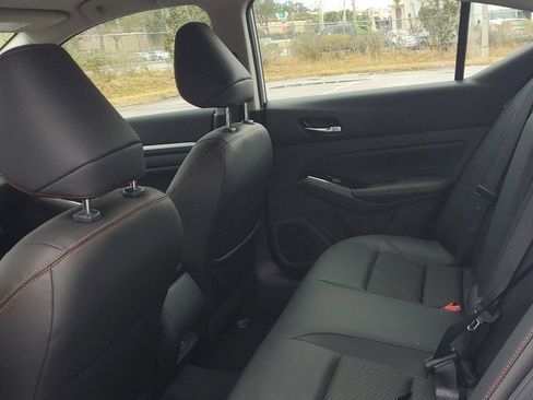 New 2025 Nissan Altima 2.5 SR image 12