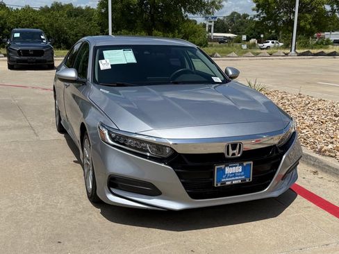 Used 2020 Honda Accord LX image 7