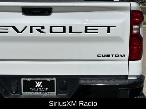 Used 2024 Chevrolet Silverado 1500 Custom Trail Boss w/ LPO, Dark Essentials Package image 9