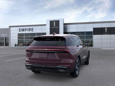 New 2025 Lincoln Nautilus Premier w/ Jet Appearance Package image 8