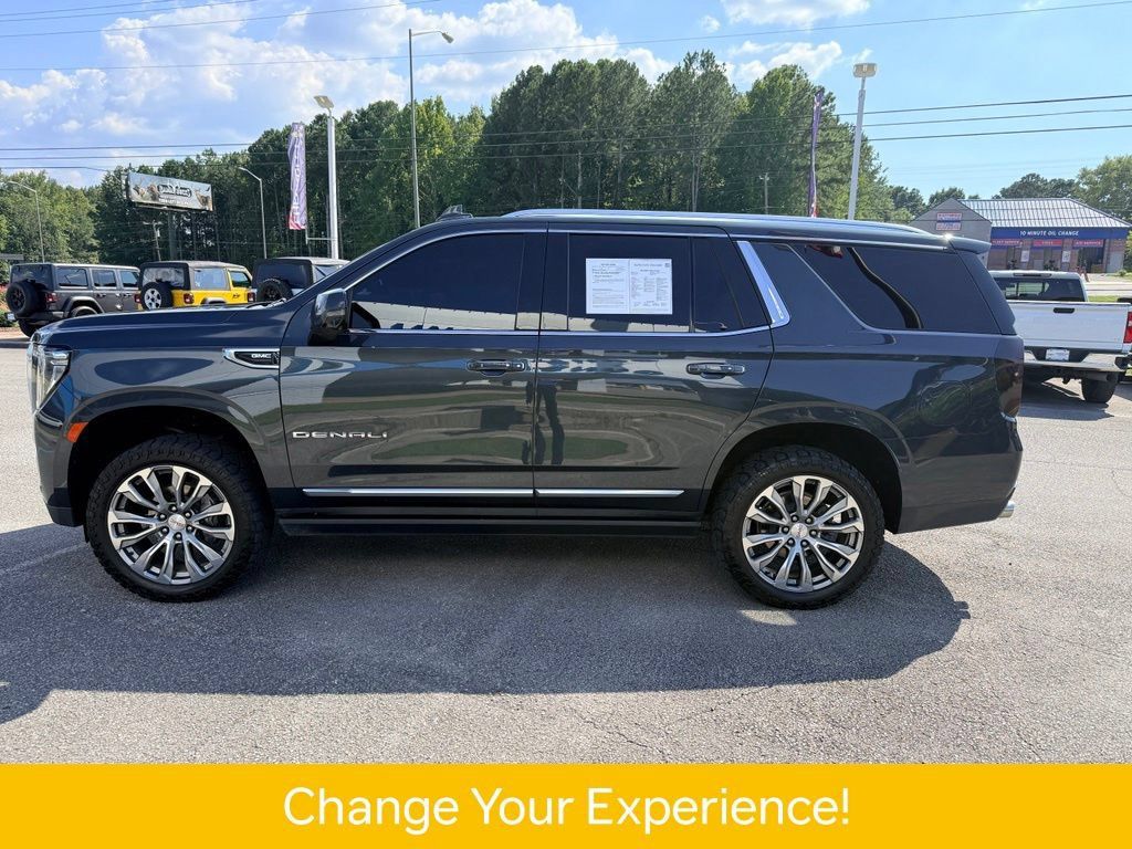 Used 2022 GMC Yukon Denali w/ Denali Premium Package RWD image 3