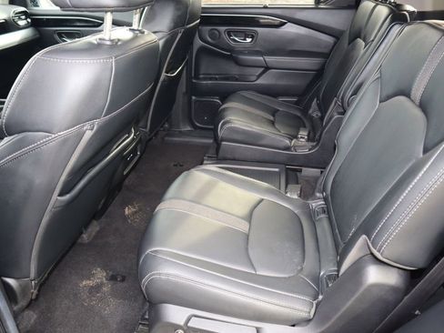 Used 2024 Honda Pilot EX-L image 17