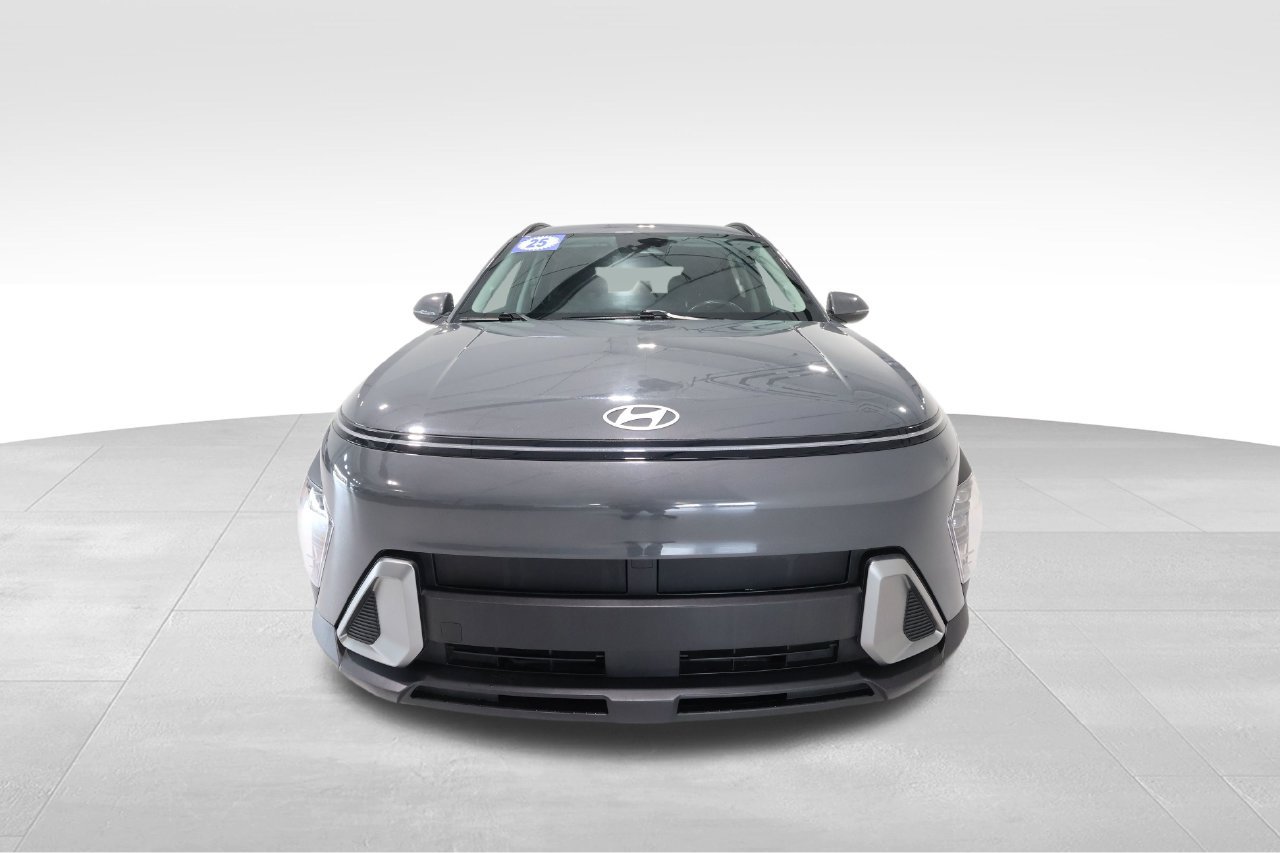 Used 2025 Hyundai Kona SEL FWD image 7