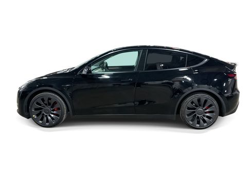 Certified 2022 Tesla Model Y Performance AWD/4WD image 3