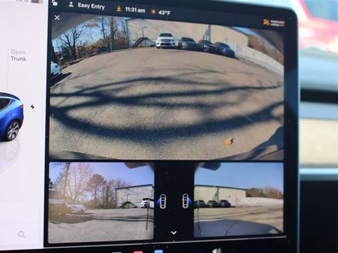 Used 2023 Tesla Model Y Long Range image 21