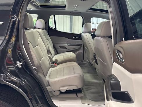 Used 2023 GMC Acadia SLT w/ Preferred Package AWD/4WD image 27
