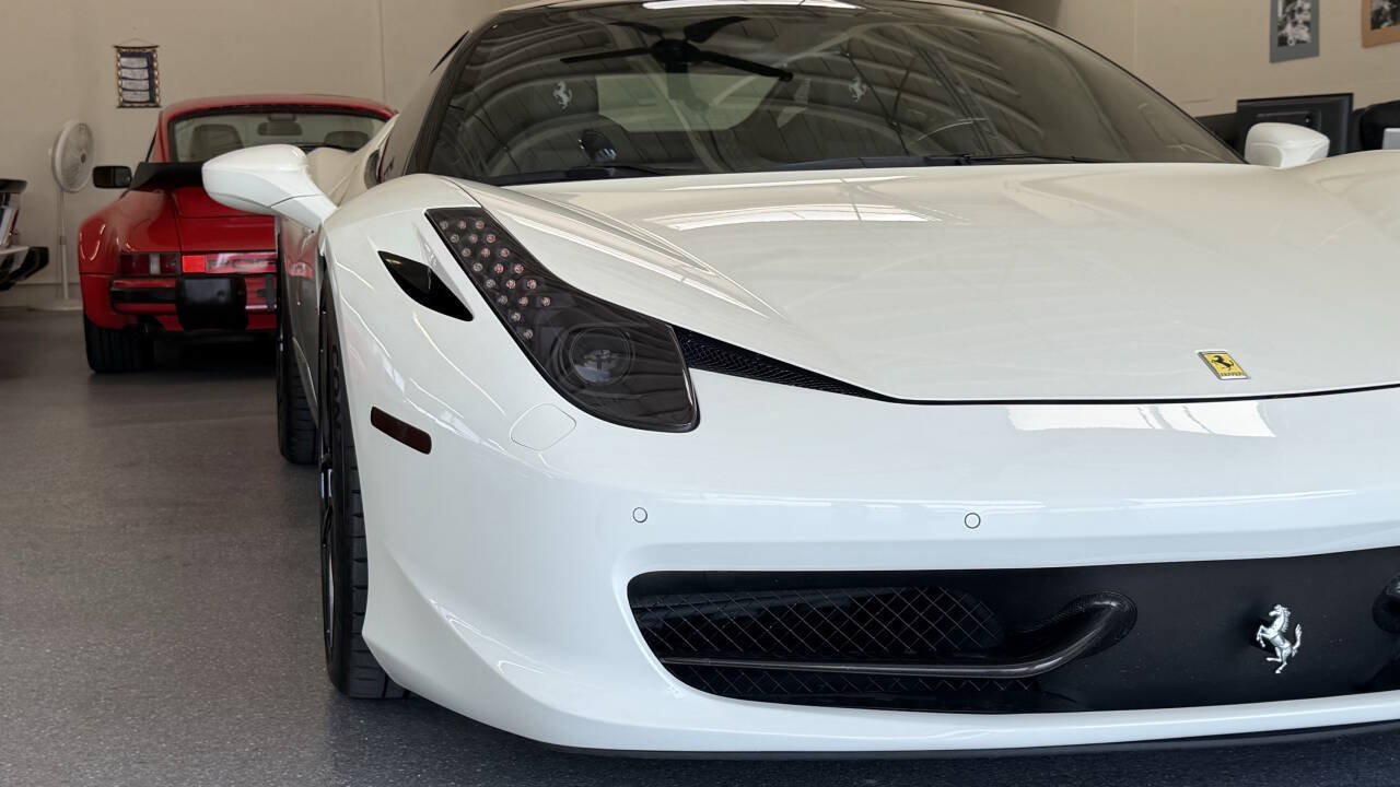 Used 2012 Ferrari 458 Italia Coupe RWD image 11