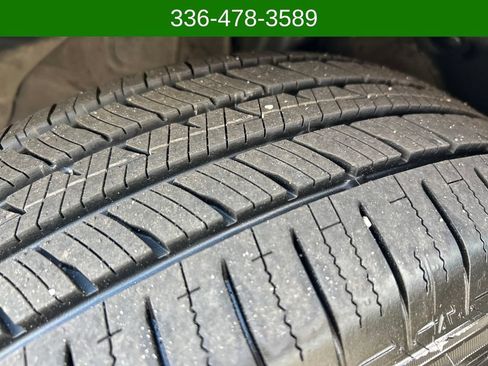 Used 2017 Hyundai Santa Fe Sport w/ 2.4L Tech Package 04 FWD image 28