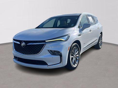 Used 2023 Buick Enclave Avenir w/ Avenir Technology Package image 3