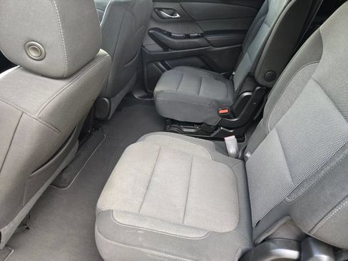 Used 2023 Chevrolet Traverse LT AWD/4WD image 28
