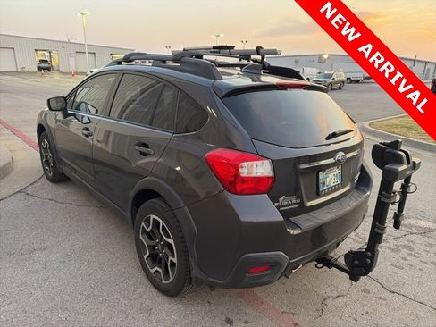 Used 2016 Subaru Crosstrek 2.0i Limited w/ Popular Package #1 image 3